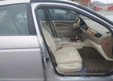 2002 Jaguar S-Type 3.0L V6 z USA, uszkodzony, nr VIN SAJDA01N72FM35298